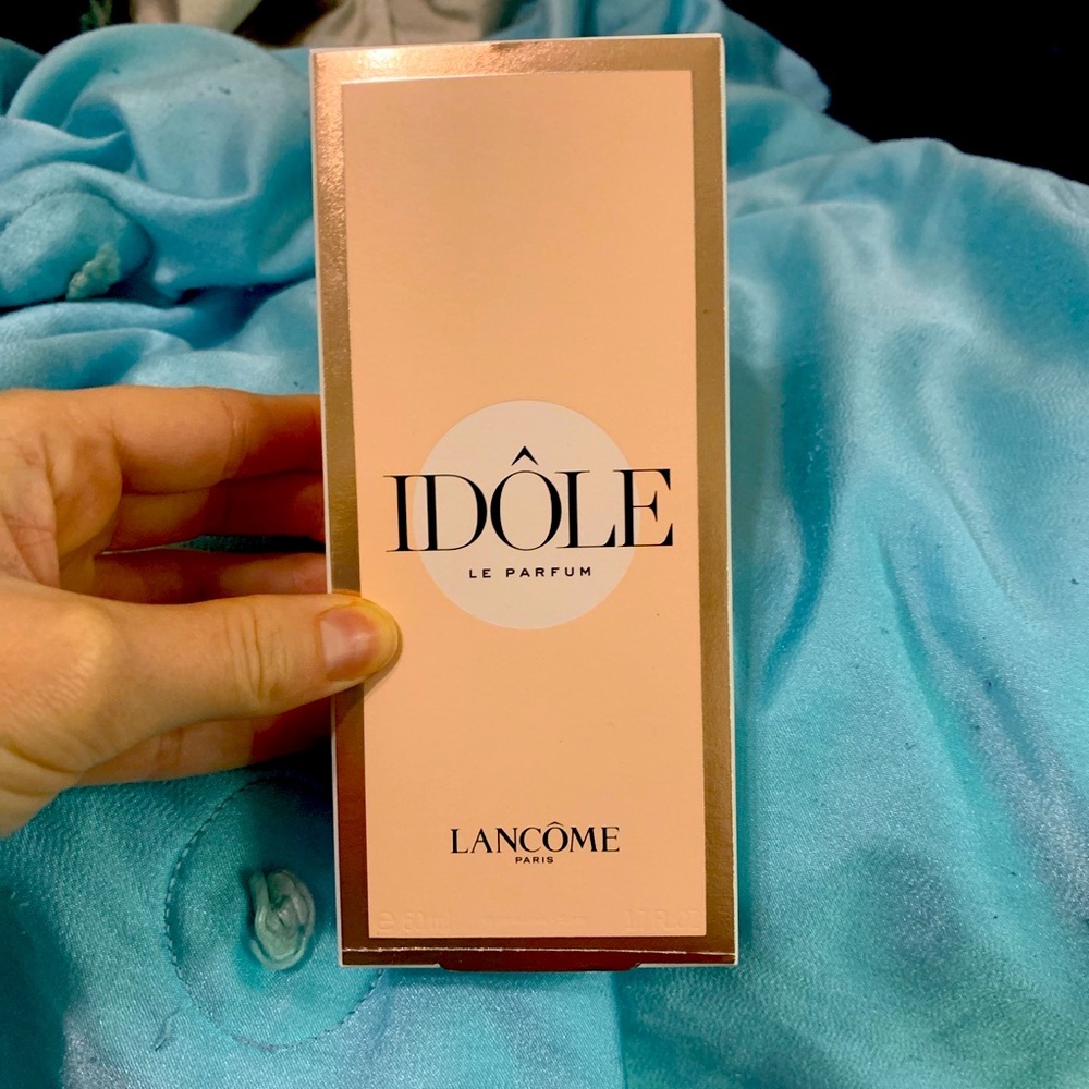 Lancôme IDOLE perfume